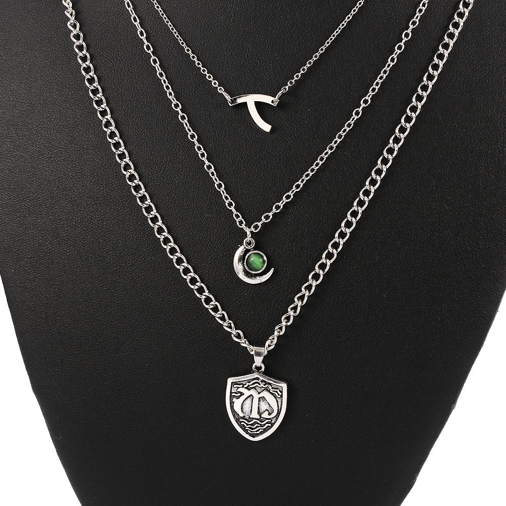 Collar corto multicapa