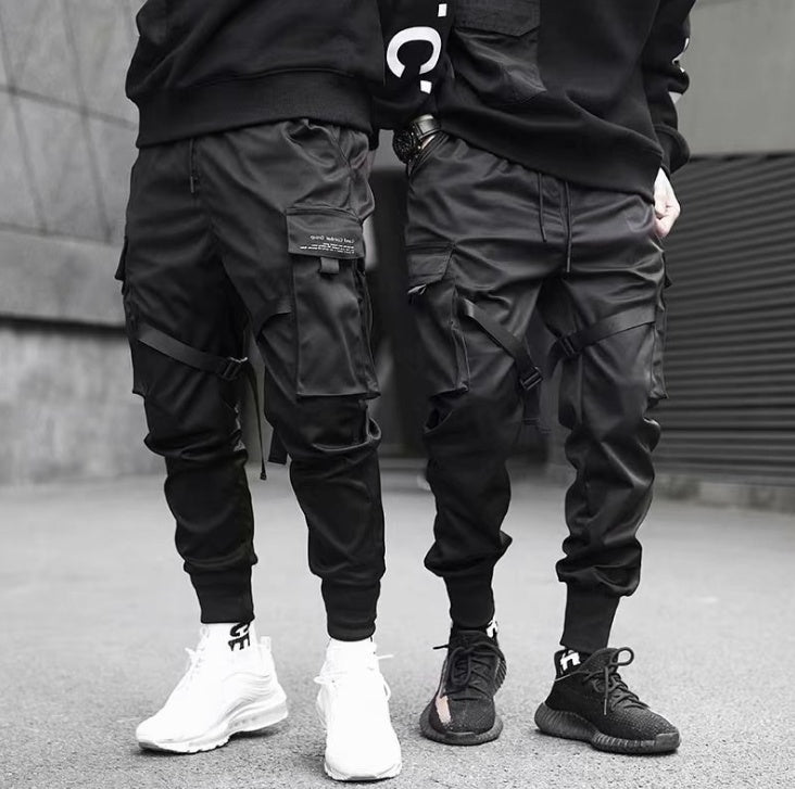 Pantalones cargo estilo streetwear hip hop