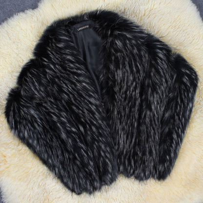 Accesorios para complementar el chal de novia