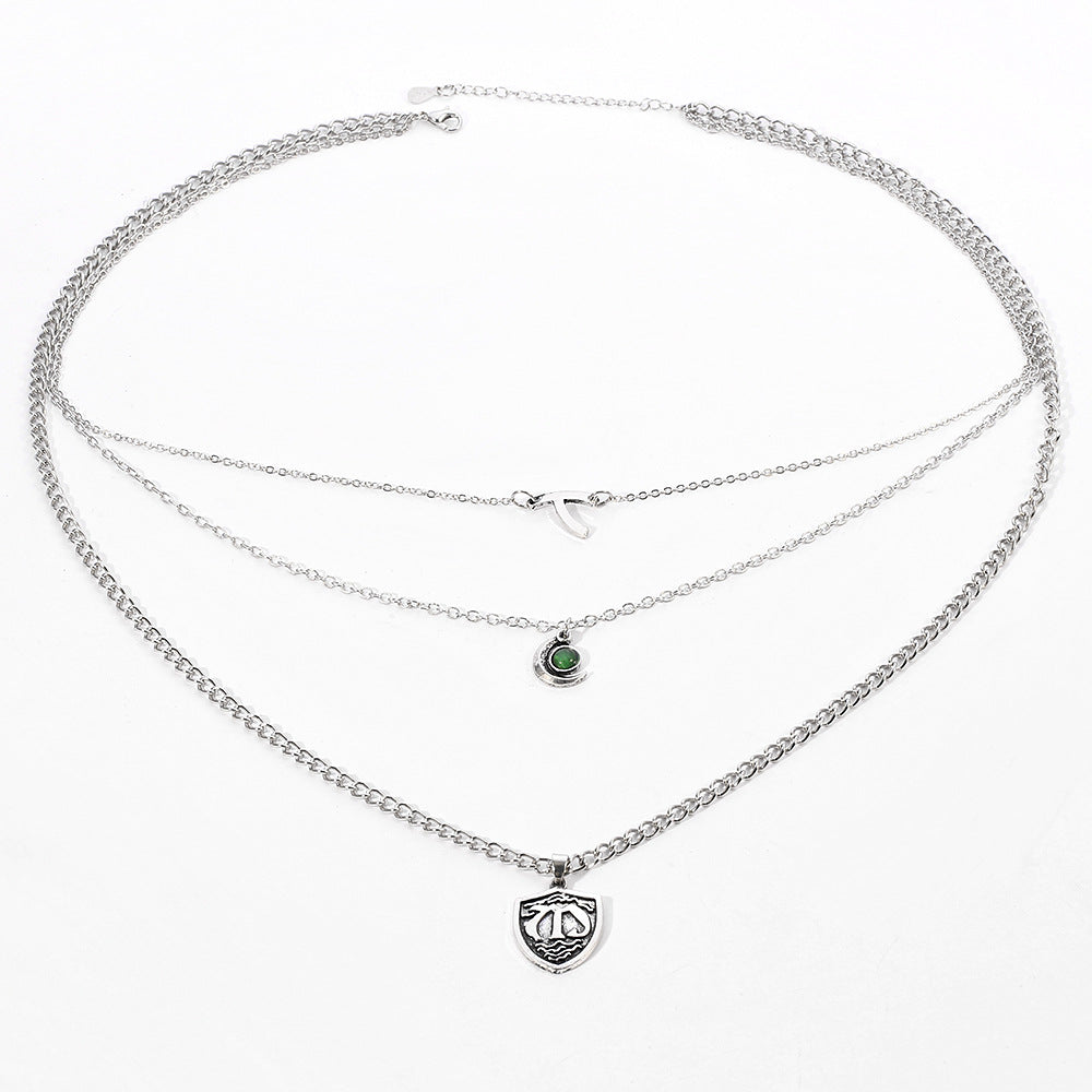 Collar corto multicapa